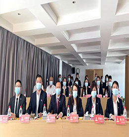 11月1日，ob电竞集团第三季度总结暨表彰大会在常商学院圆满举行，本会旨在进一步凝心聚力谋发展，振奋精神开新篇。