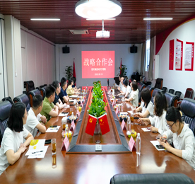 6月19日，ob电竞集团&苏宁易购战略合作交流会议在ob电竞召开，并达成战略合作意向