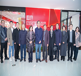 12月23日，陕西省安康市供销合作社党组书记、理事会主任薛玉发一行莅临武进人民商场考察交流。